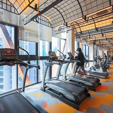 Scarletz Suites By Mykey クアラルンプール エクステリア 写真 The gym at the 39th floor