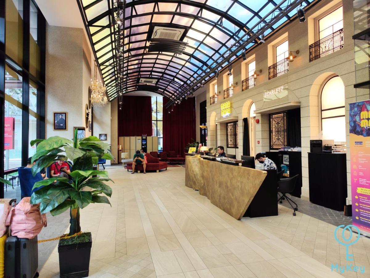 Scarletz Suites By Mykey クアラルンプール エクステリア 写真 Lobby of the hotel