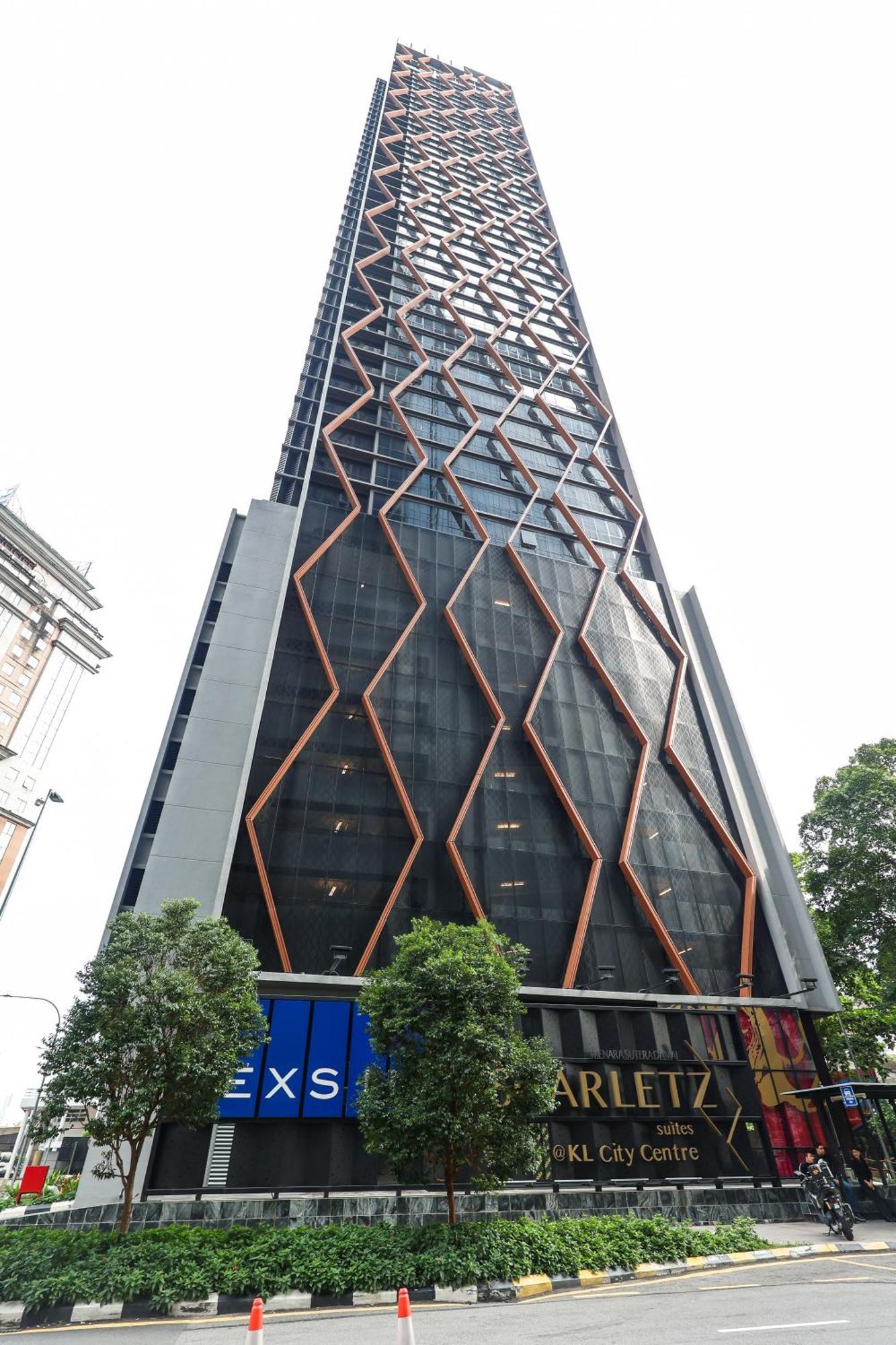 Scarletz Suites By Mykey クアラルンプール エクステリア 写真 The building's facade